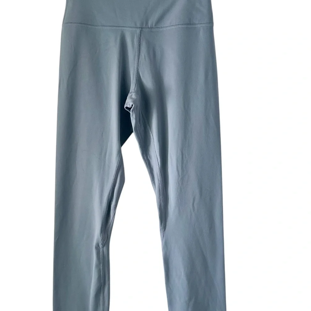Lululemon High-Waisted Leggings - Pwbe Powder Blue Size 4 - Picture 3 of 13